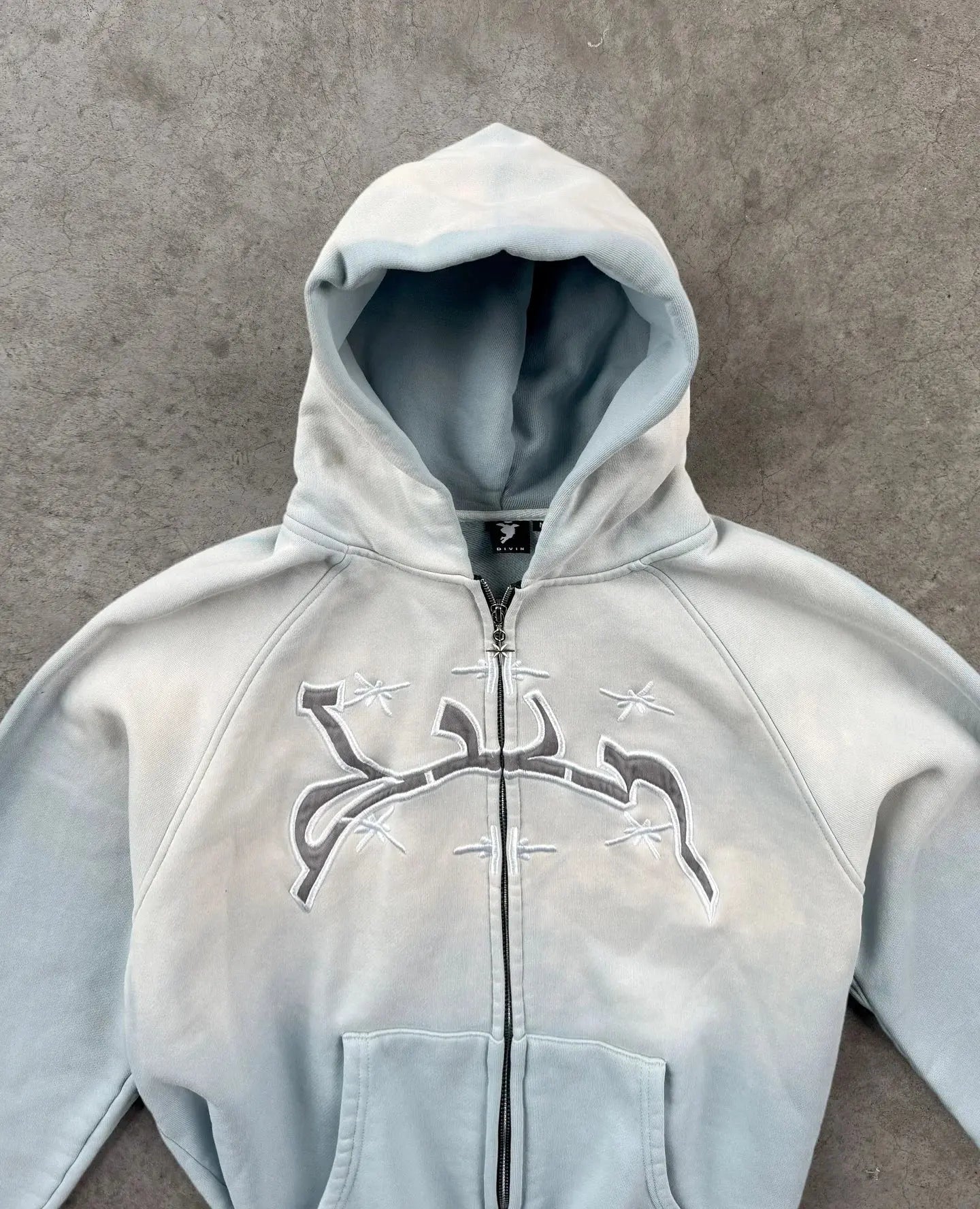 Divin Vintage Designer Zip-Up Hoodie Revra